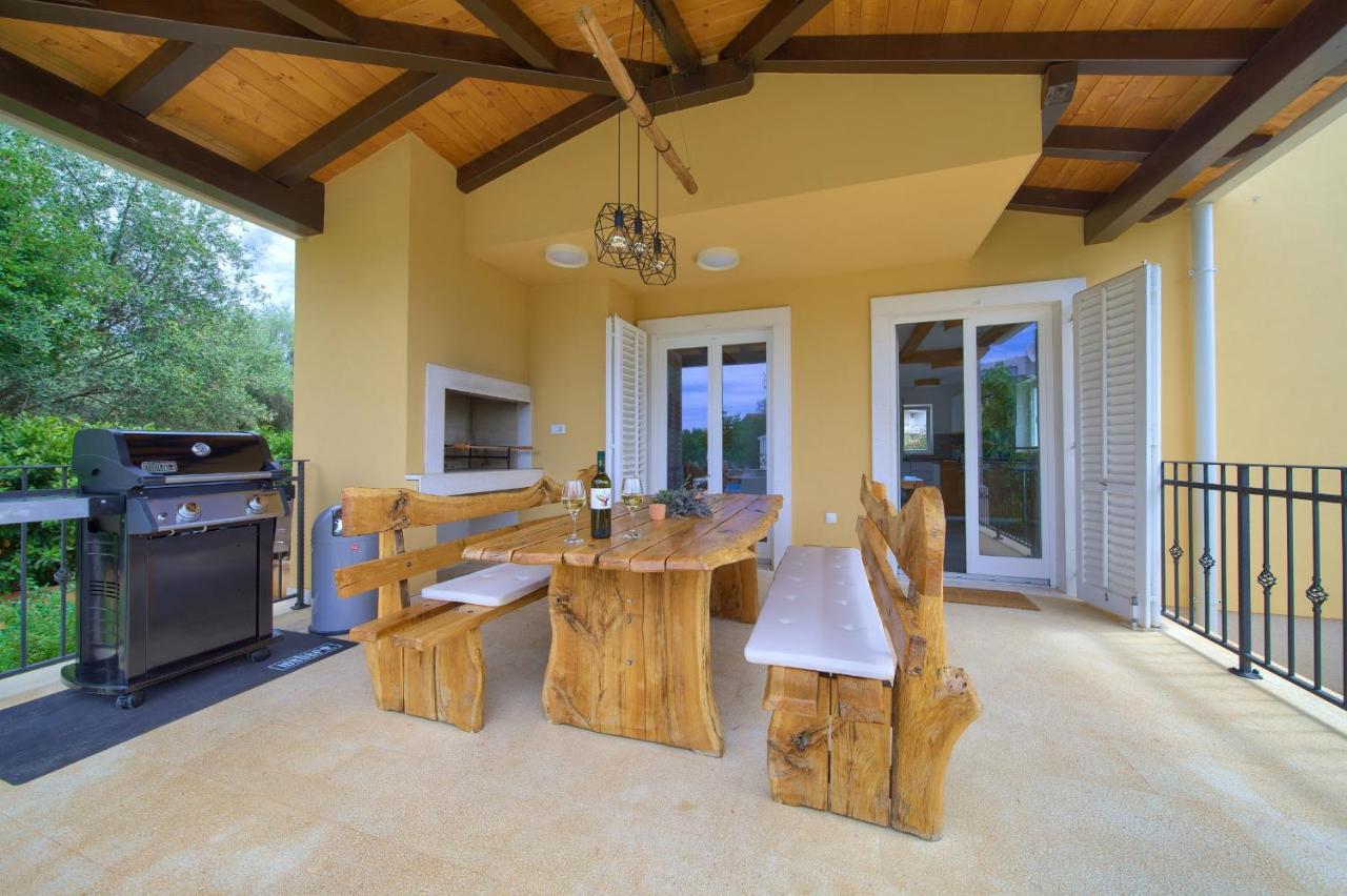 Villa Stella มาลินสกา ภายนอก รูปภาพ